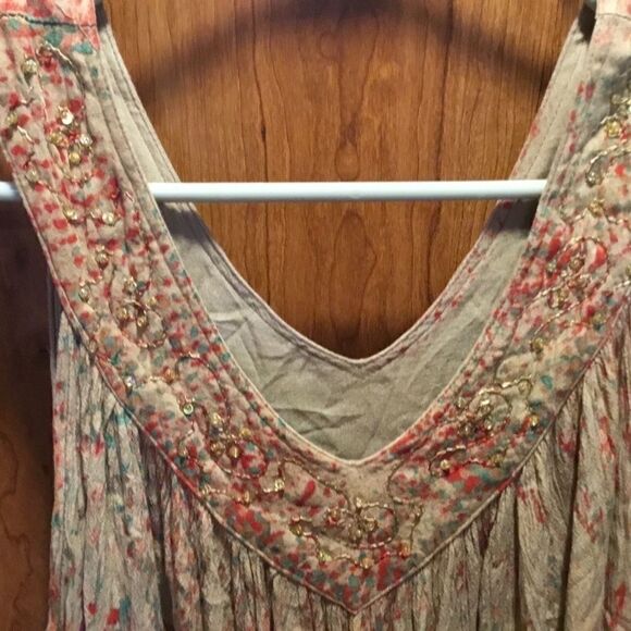 One Size Fits Most Sakkas Brand Top in Tan - Picture 7 of 11